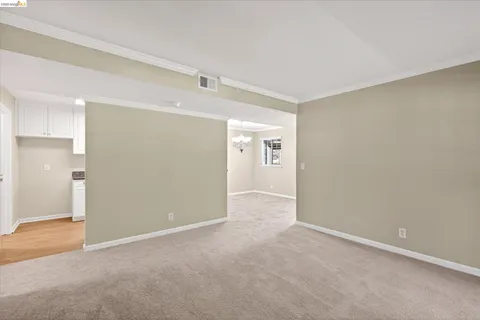 $474,999 | 660 Canyon Oaks Drive, Unit B, Oakland, CA 94605