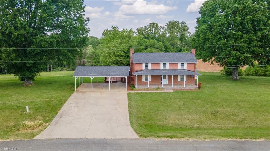 1090 Watt Stevens Road Danbury, NC 27016 - Photo 12 of 49 Gallery Image 12