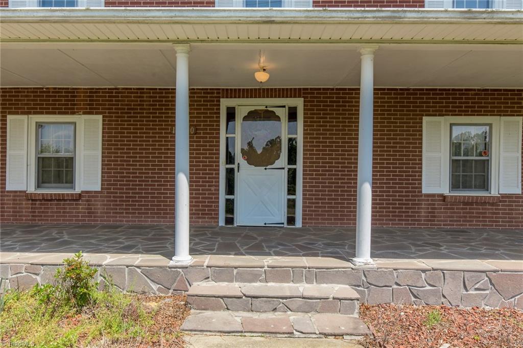 1090 Watt Stevens Road Danbury, NC 27016 - Photo 16 of 49 Front Porch