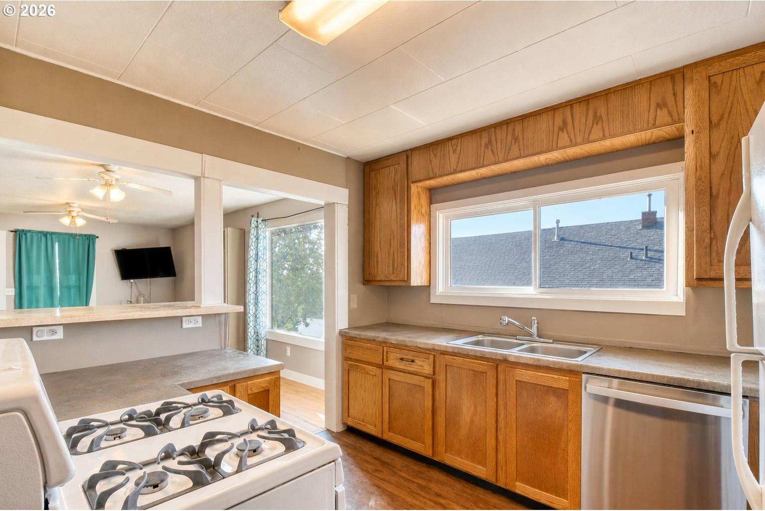 724 Southwest 3rd Street Pendleton, OR 97801 - Photo 6 of 13 Gallery Image 6