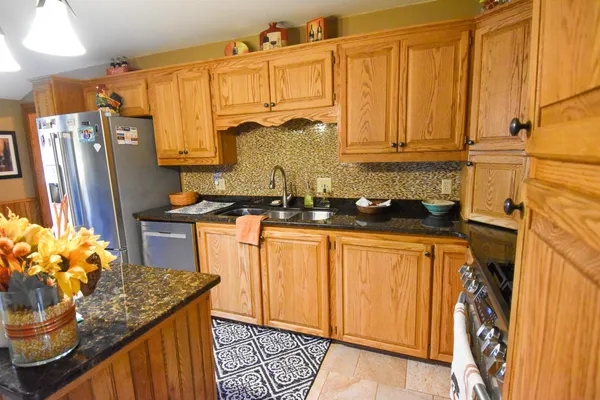 $350,000 | 639 North 4th Street, Warren, MN 56762