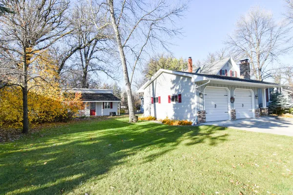 $350,000 | 639 North 4th Street, Warren, MN 56762