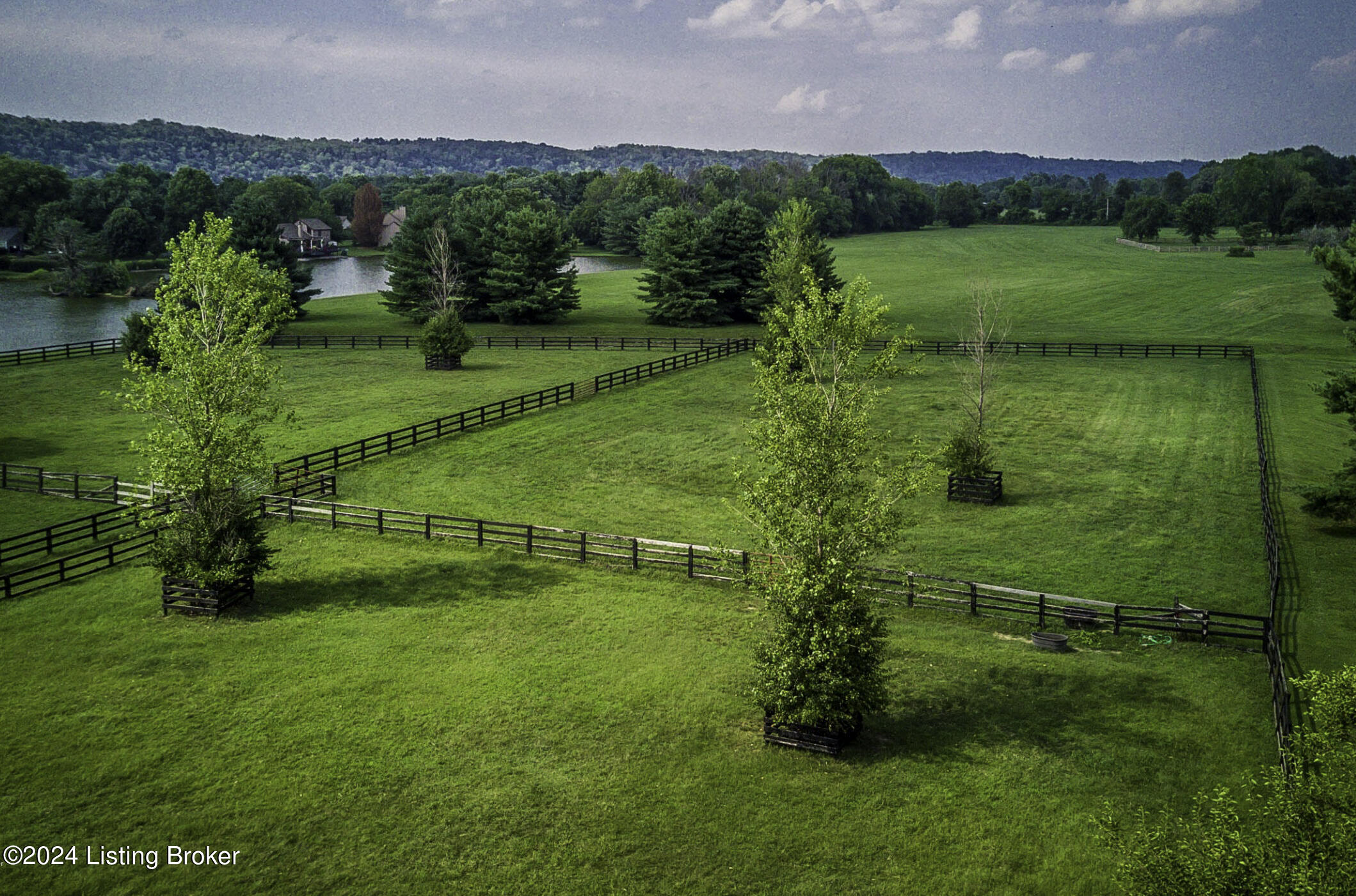 1911 Landing Road Prospect, KY 40059 - Photo 29 of 35 Cardinal Harbour neighborhood-6