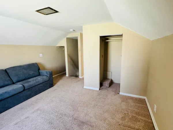 $179,000 | 119 West Mapledale Avenue, Hazel Park, MI 48030