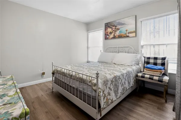 $895,000 | 11951 Oxford Avenue, Hawthorne, CA 90250