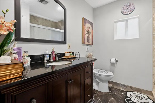 $895,000 | 11951 Oxford Avenue, Hawthorne, CA 90250