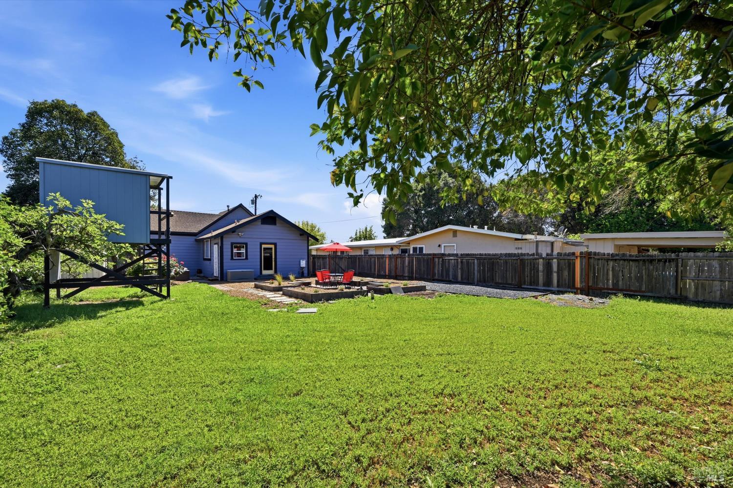 15 10th Street Santa Rosa, CA 95401 - Photo 23 of 25