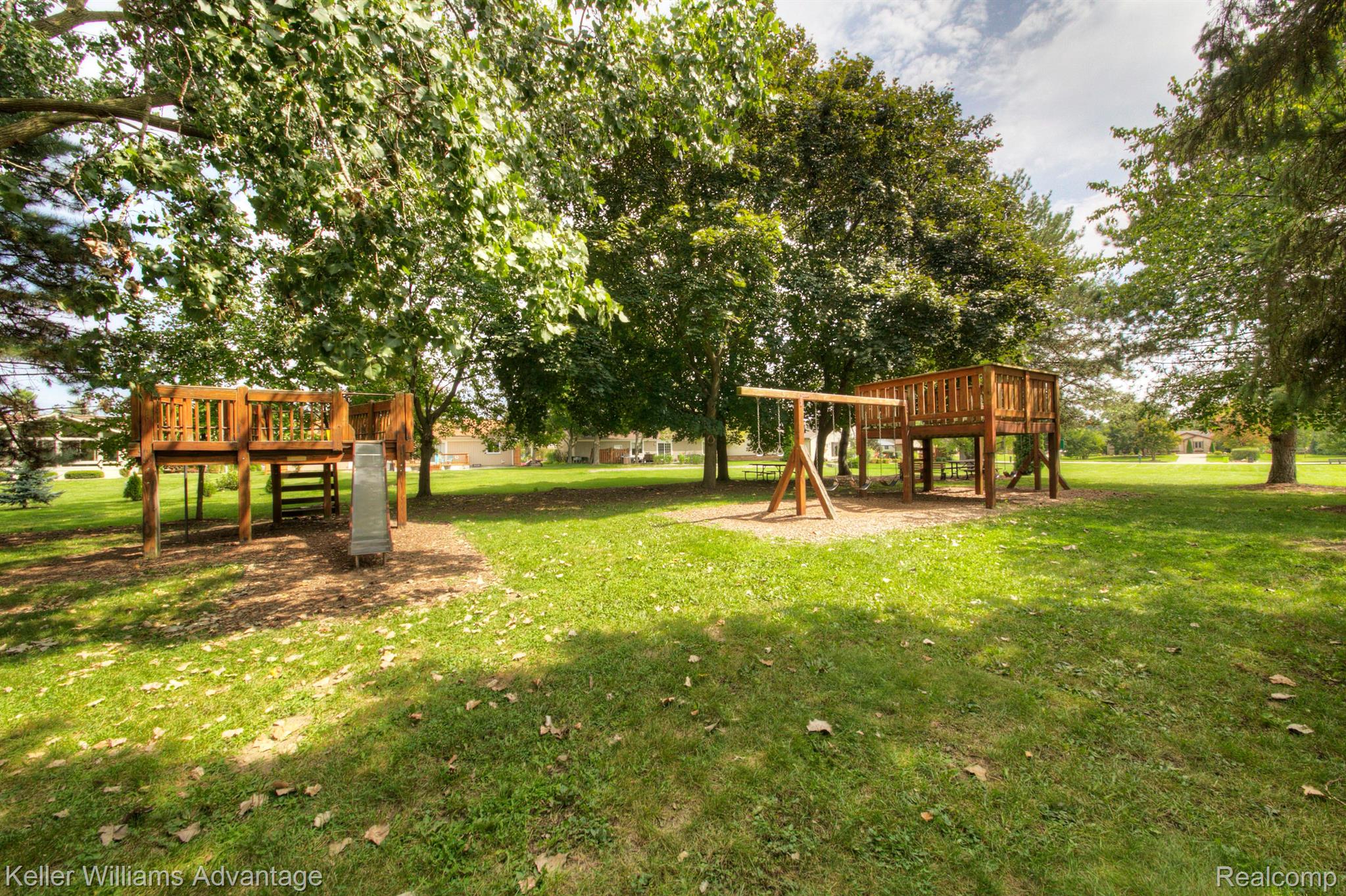 22410 Mill Road Novi, MI 48375 - Photo 77 of 80 Common area