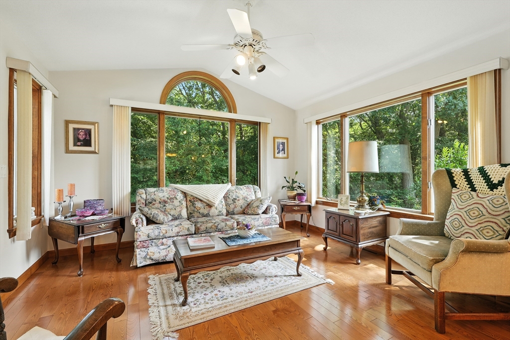 55 Dowds Lane Chicopee, MA 01020 - Photo 14 of 42