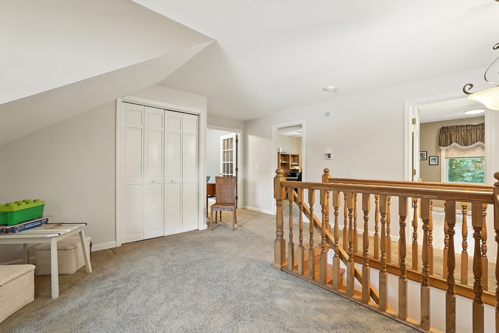 55 Dowds Lane Chicopee, MA 01020 - Photo 22 of 42