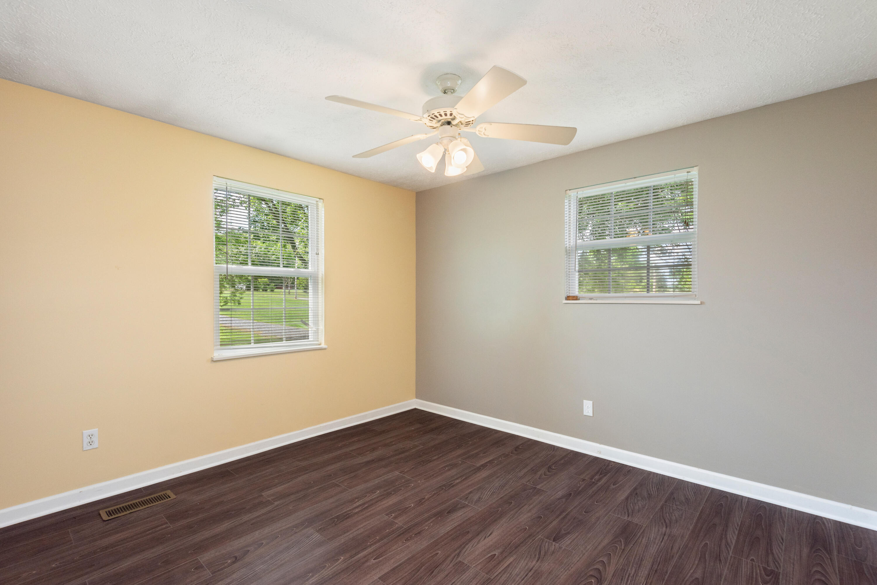 154 Hamil Road Friendsville, TN 37737 - Photo 15 of 29 154HamilRd-24