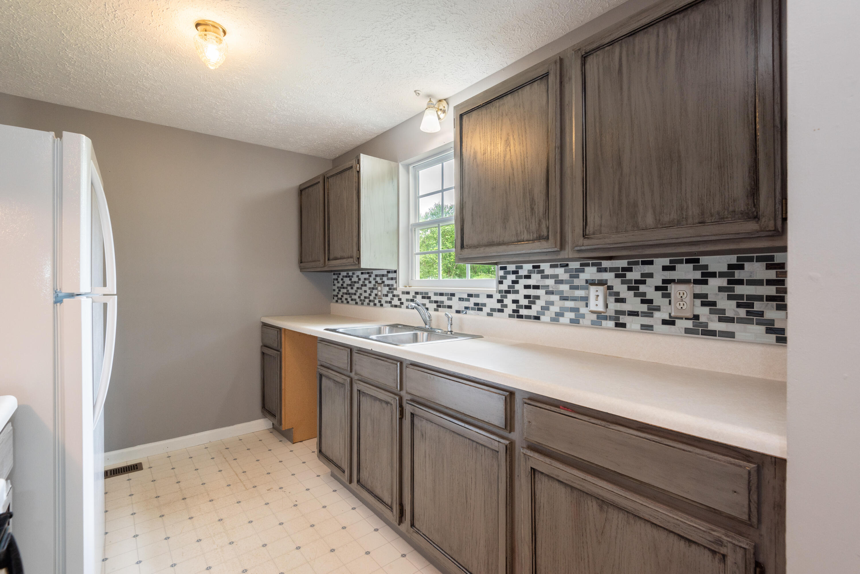 154 Hamil Road Friendsville, TN 37737 - Photo 10 of 29 154HamilRd-19