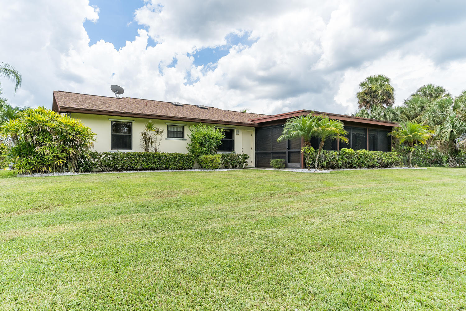 9555 154th Road North Jupiter, FL 33478 - Photo 23 of 25 9555 154th Rd N Jupiter FL-large-038-036