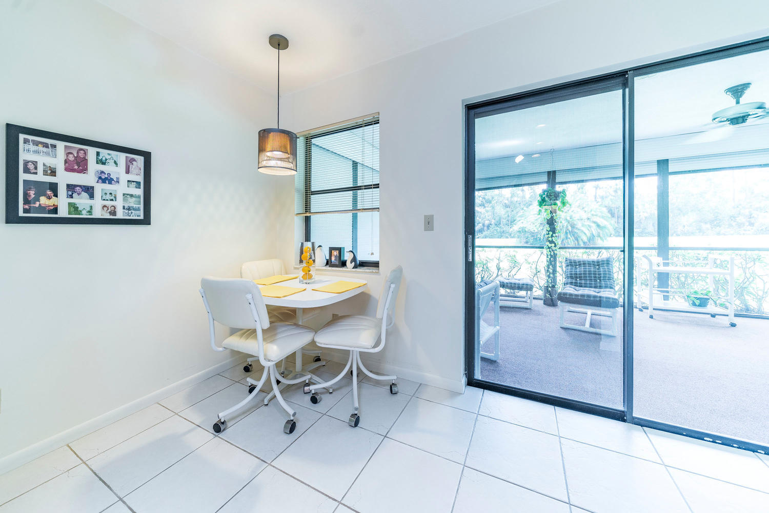 9555 154th Road North Jupiter, FL 33478 - Photo 6 of 25 9555 154th Rd N Jupiter FL-large-010-050