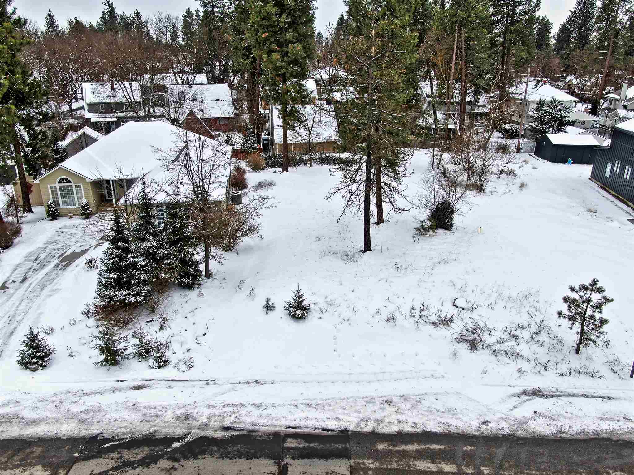 870 East Plateau Road Spokane, WA 99203 - Photo 2 of 29 Gallery Image 2