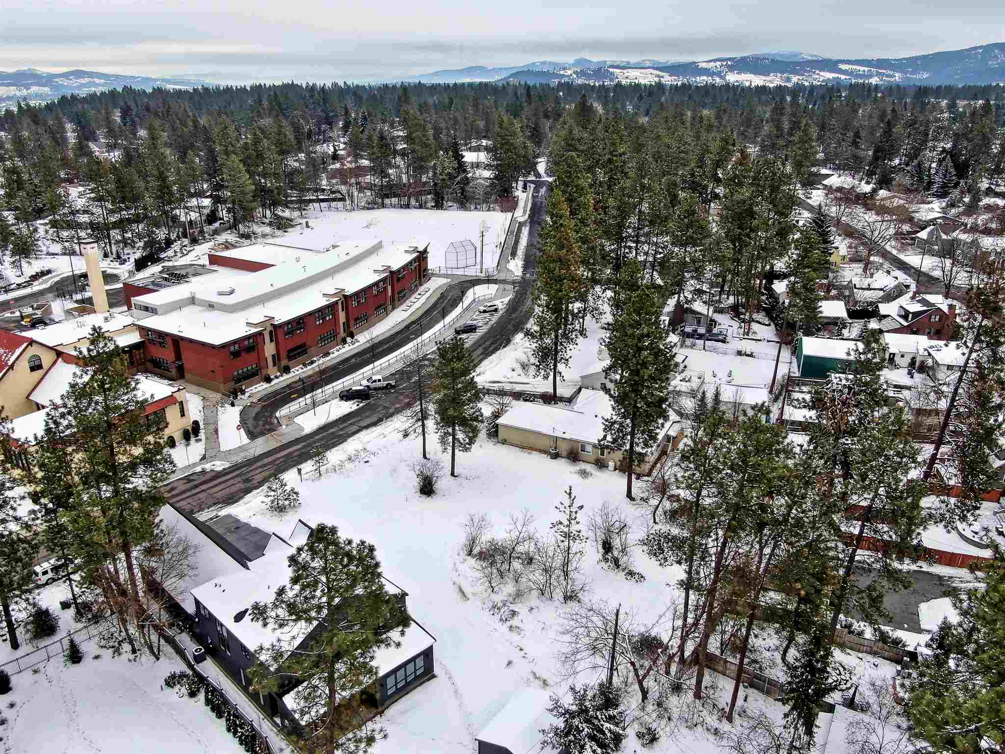 870 East Plateau Road Spokane, WA 99203 - Photo 11 of 29 Gallery Image 11