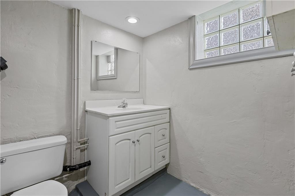 449 Reed Street Clairton, PA 15025 - Photo 22 of 25 Gallery Image 22