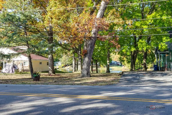 $3,100 | 33423 North Mill Road, Grayslake, IL 60030