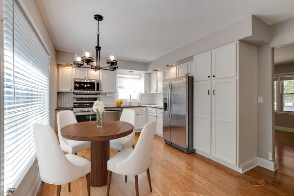 $3,100 | 33423 North Mill Road, Grayslake, IL 60030