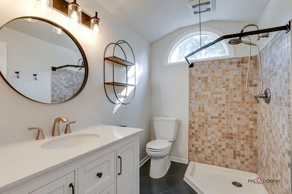 $3,100 | 33423 North Mill Road, Grayslake, IL 60030