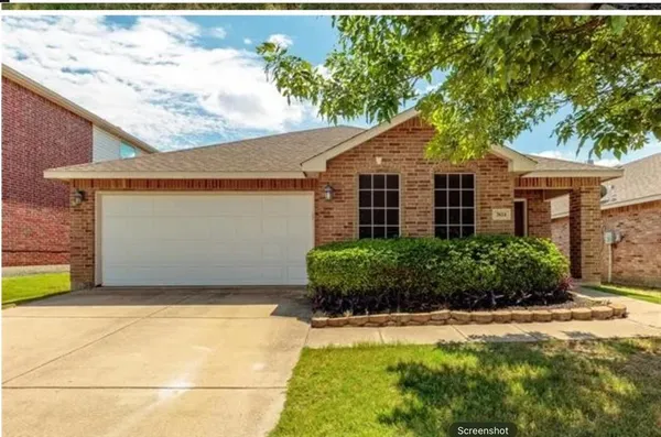 $2,500 | 7624 Scarlet View Trail, Fort Worth, TX 76131