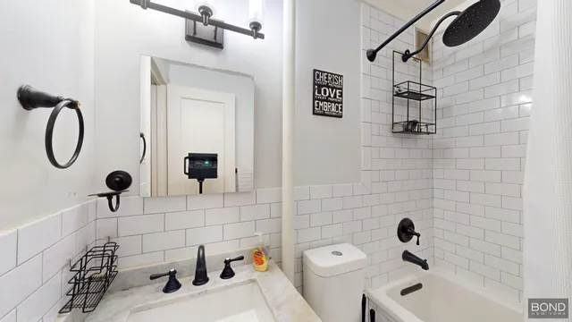 $4,200 | 140 East 40th Street, Unit 7D | Murray Hill