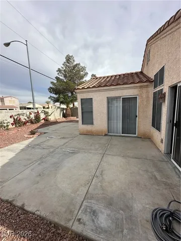 $1,875 | 154 Muddy Creek Avenue, Las Vegas, NV 89123