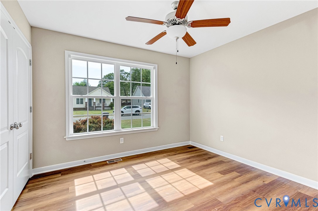 9925 Reymet Court Richmond, VA 23237 - Photo 20 of 30 an empty room with a window