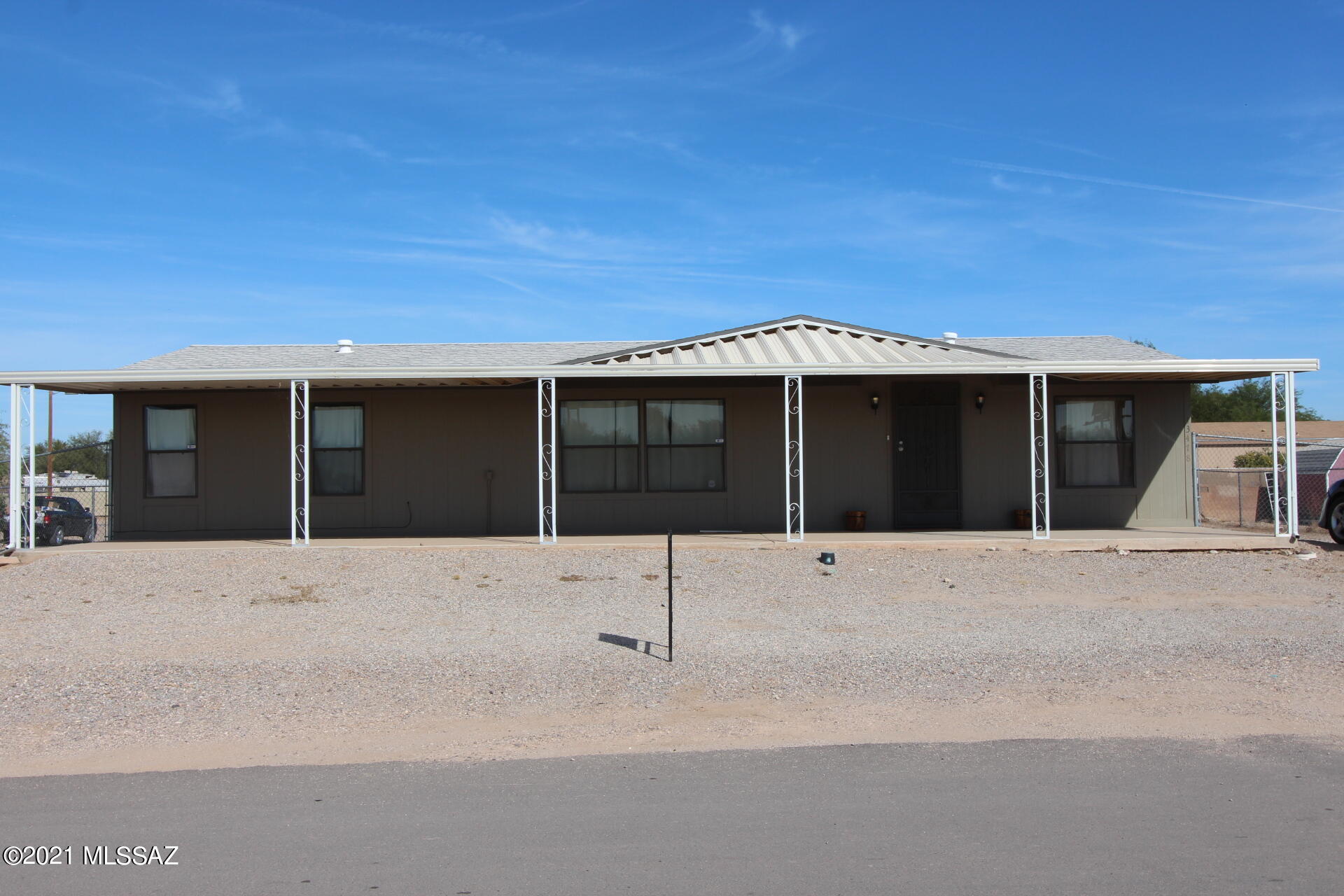 13478 North Adonis Road Marana, AZ 85658 - Photo 2 of 10