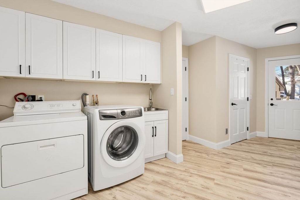 11 Wyncrest Circle Andover, MA 01810 - Photo 33 of 42