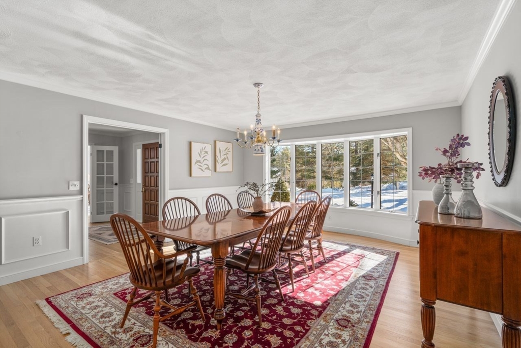 11 Wyncrest Circle Andover, MA 01810 - Photo 8 of 42