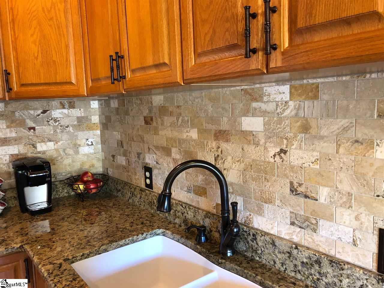 164 Loftis Road Travelers Rest, SC 29690 - Photo 15 of 35