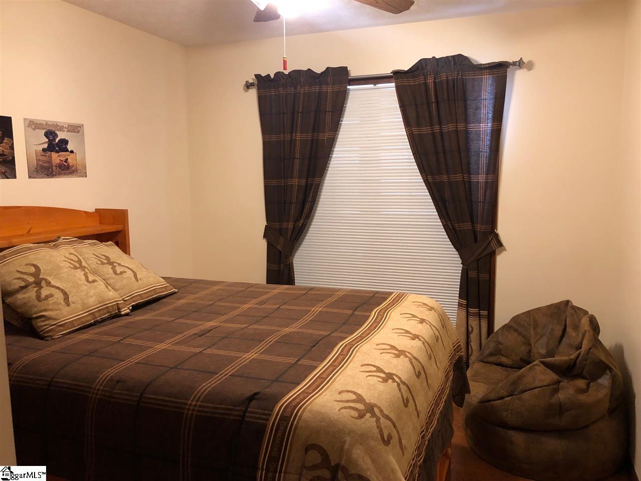 164 Loftis Road Travelers Rest, SC 29690 - Photo 23 of 35