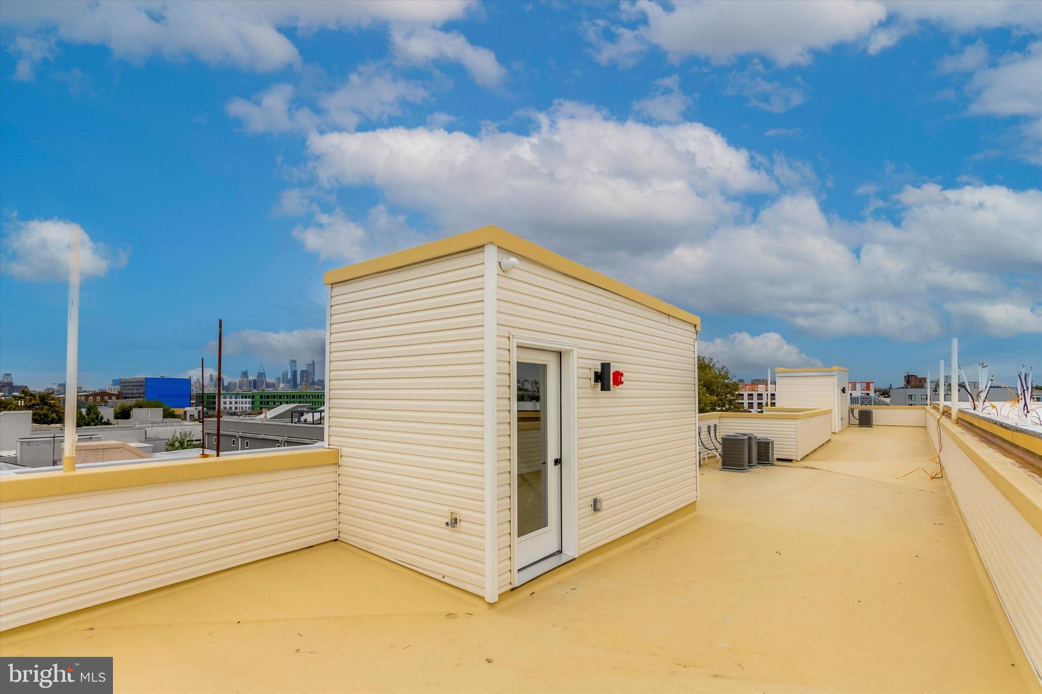 1826 Frankford Avenue, Unit 3 Philadelphia, PA 19125 - Photo 4 of 18 a view of a terrace with a bench