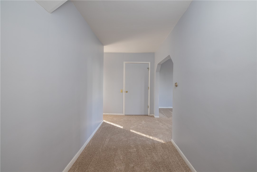 73 Pollard Avenue Rochester, NY 14612 - Photo 12 of 41