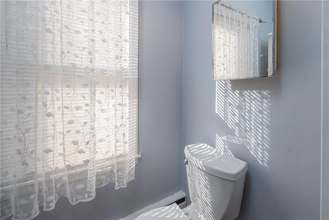 73 Pollard Avenue Rochester, NY 14612 - Photo 14 of 41