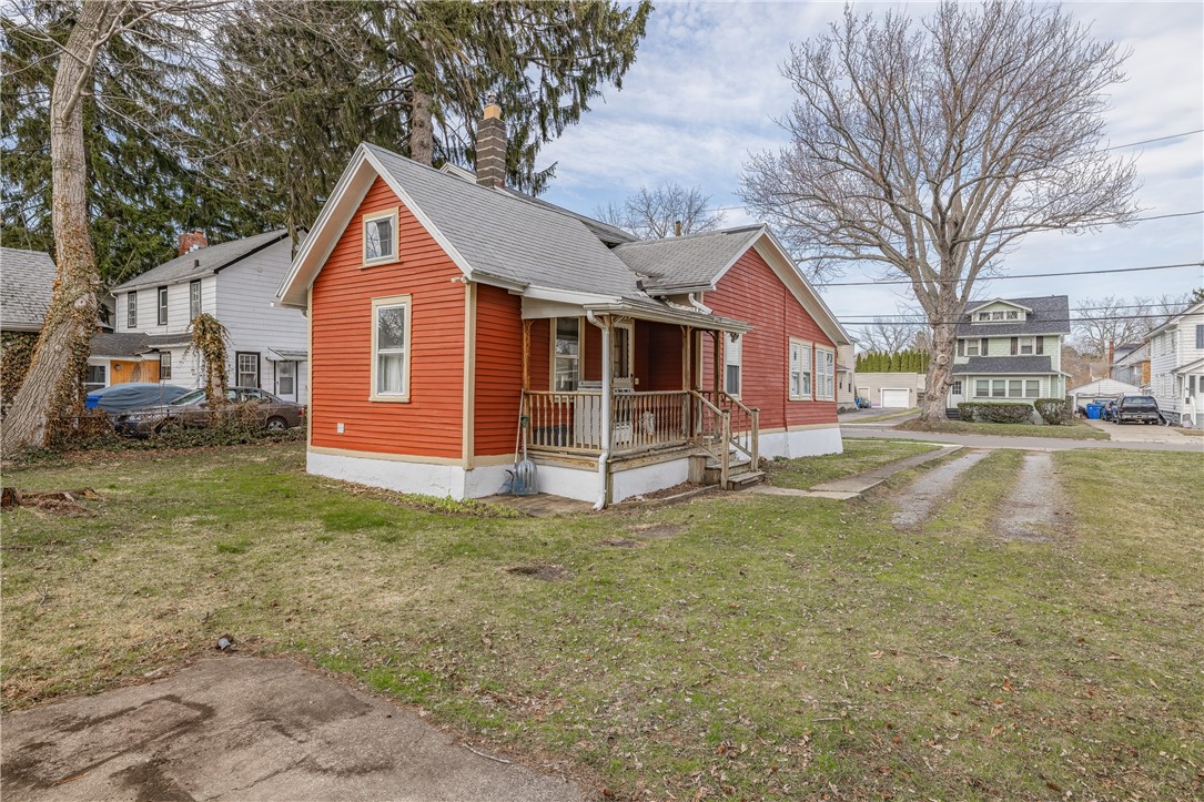 73 Pollard Avenue Rochester, NY 14612 - Photo 37 of 41