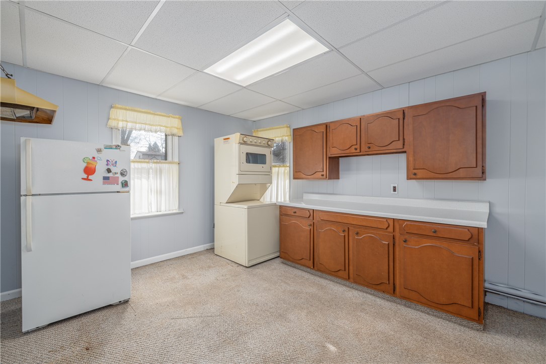 73 Pollard Avenue Rochester, NY 14612 - Photo 5 of 41