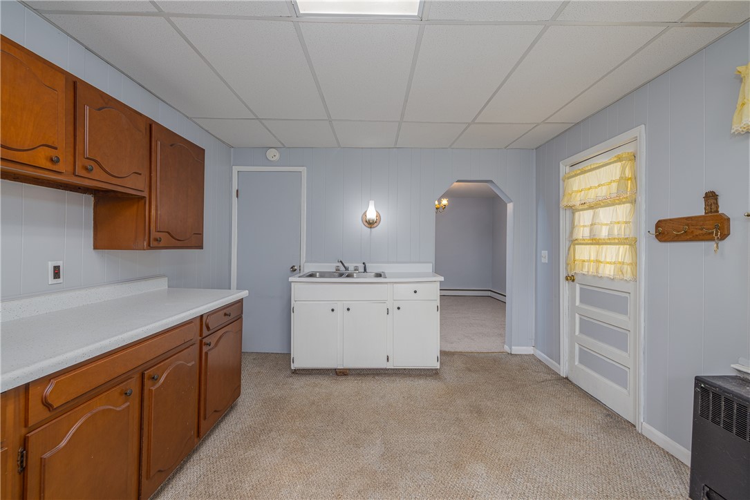 73 Pollard Avenue Rochester, NY 14612 - Photo 6 of 41