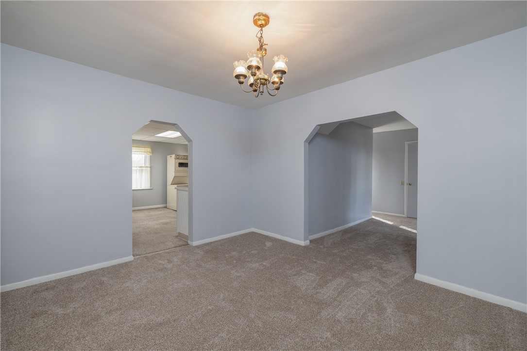 73 Pollard Avenue Rochester, NY 14612 - Photo 7 of 41