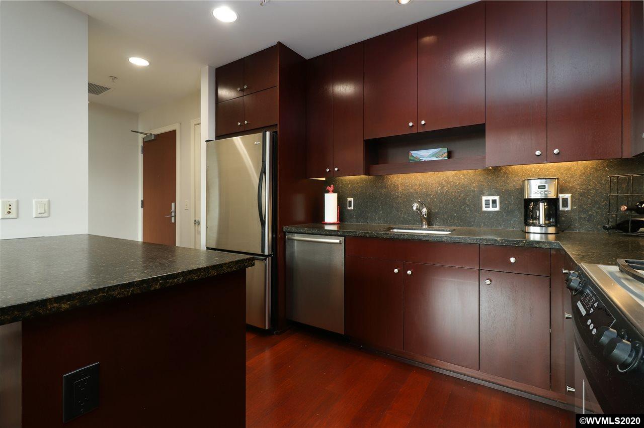 1025 Northwest Couch Street Portland, OR 97209 - Photo 13 of 22