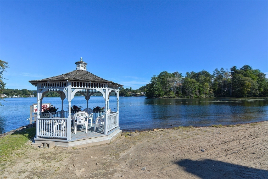 201 Treasure Island Road, Unit 201 Webster, MA 01570 - Photo 32 of 39