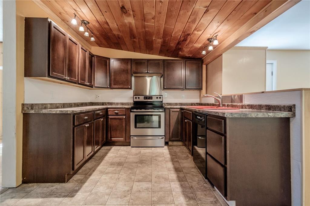 380 Sligo Road Yarmouth, ME 04096 - Photo 9 of 19 Photo