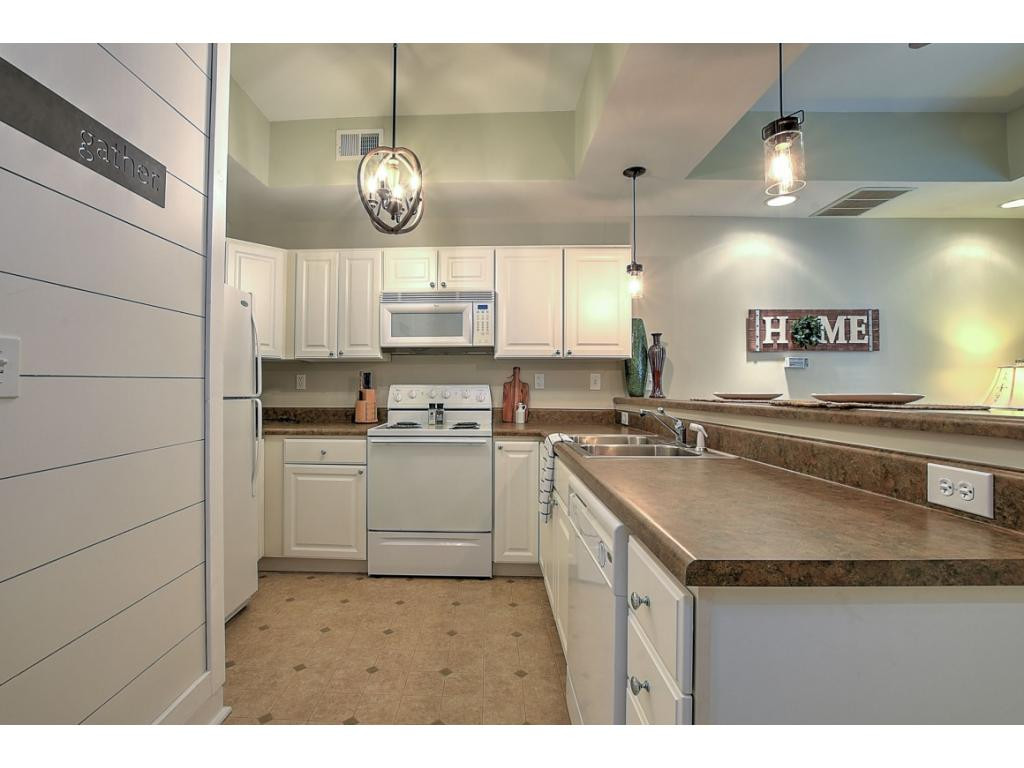 120 Raceday Centre, Unit 108 Bristol, TN 37620 - Photo 8 of 24 Photo 8