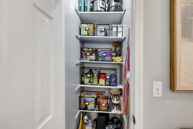 $630,000 | 58 Red Maple Way, New Windsor, NY 12553