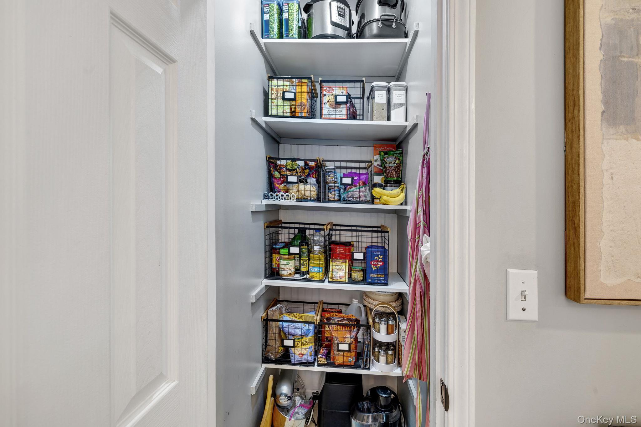 58 Red Maple Way New Windsor, NY 12553 - Photo 16 of 35