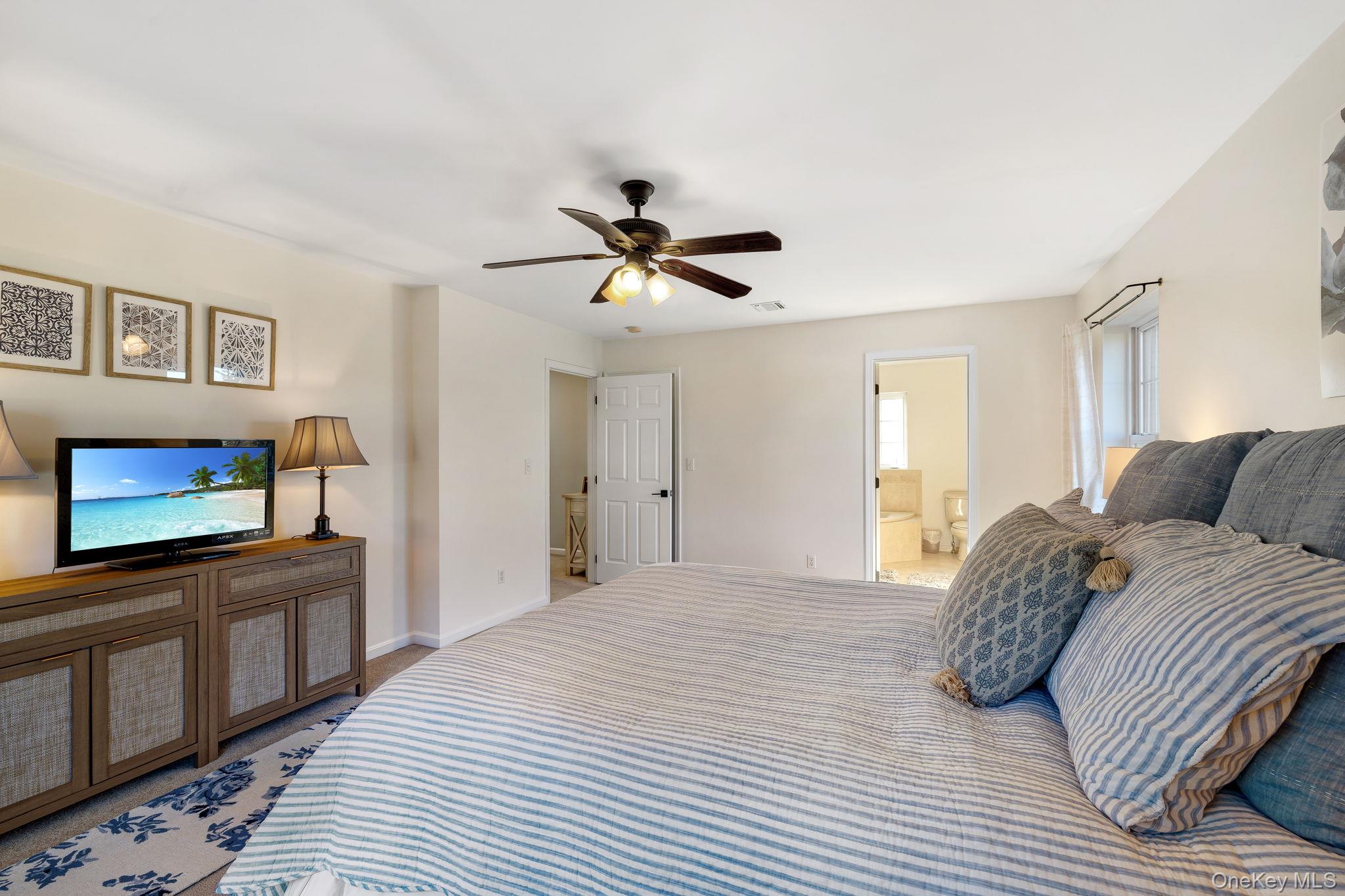 58 Red Maple Way New Windsor, NY 12553 - Photo 27 of 35