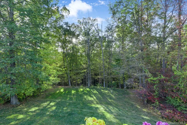 $630,000 | 58 Red Maple Way, New Windsor, NY 12553