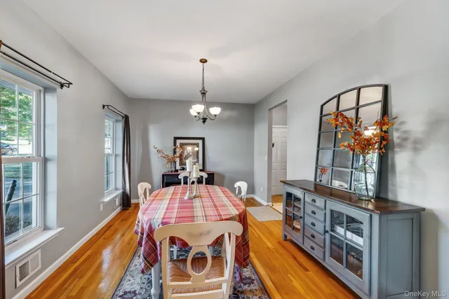 $630,000 | 58 Red Maple Way, New Windsor, NY 12553