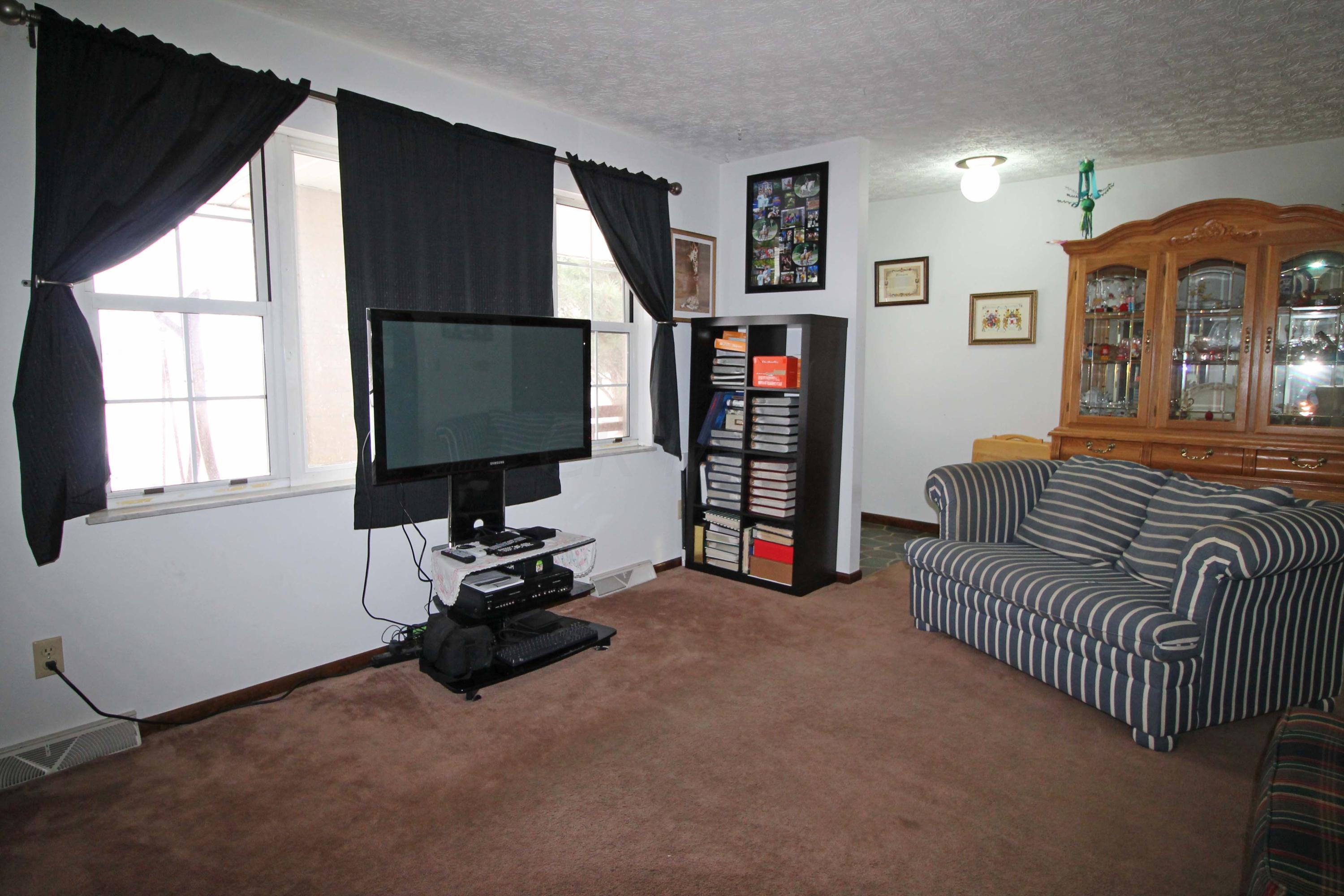 2036 Hyatts Road Delaware, OH 43015 - Photo 9 of 47 Gallery Image 9